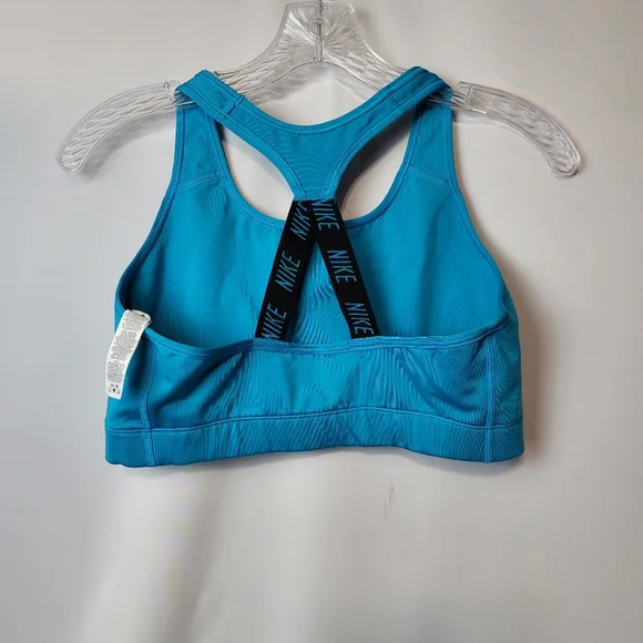 Nike sports bra with black back straps - Picture 2 of 2